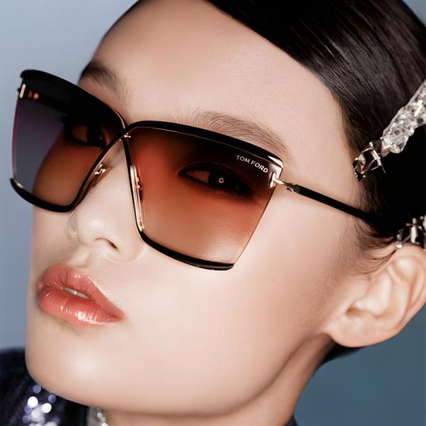 Tom Ford Elle-02 FT0936 28F Women Sunglasses